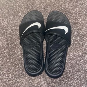 Men’s Nike slides size 11